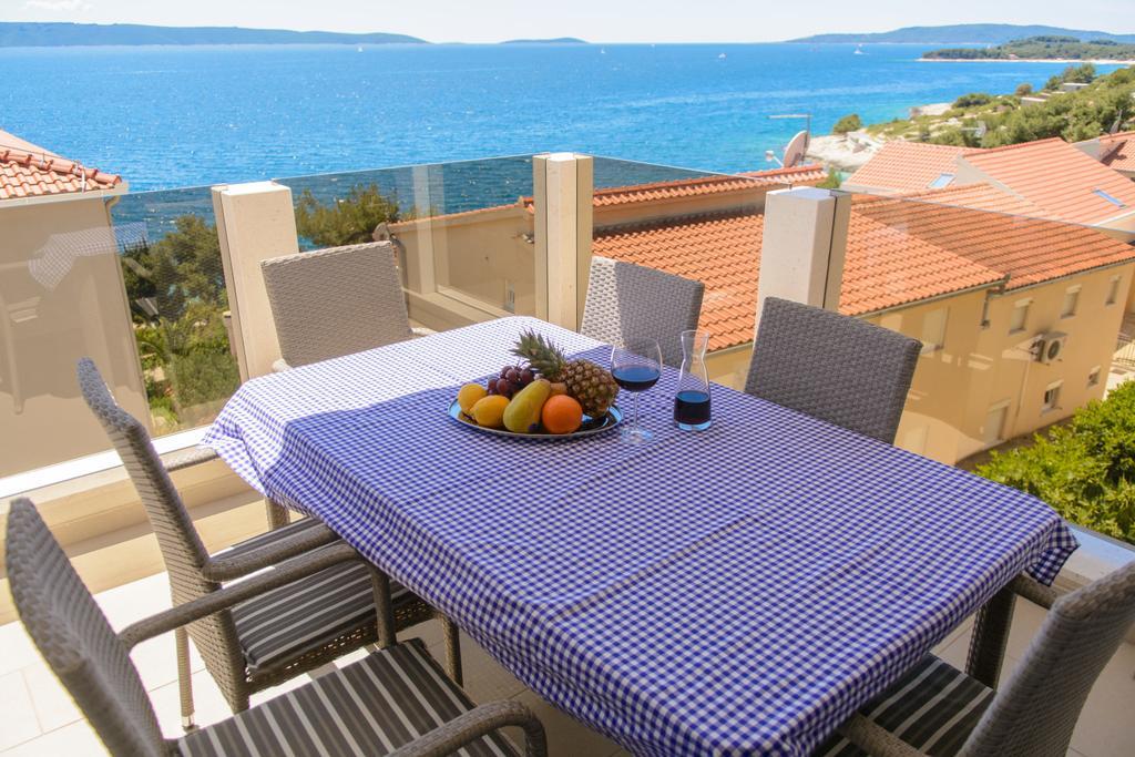 Apartments Villa Atlantis Trogir Exterior photo